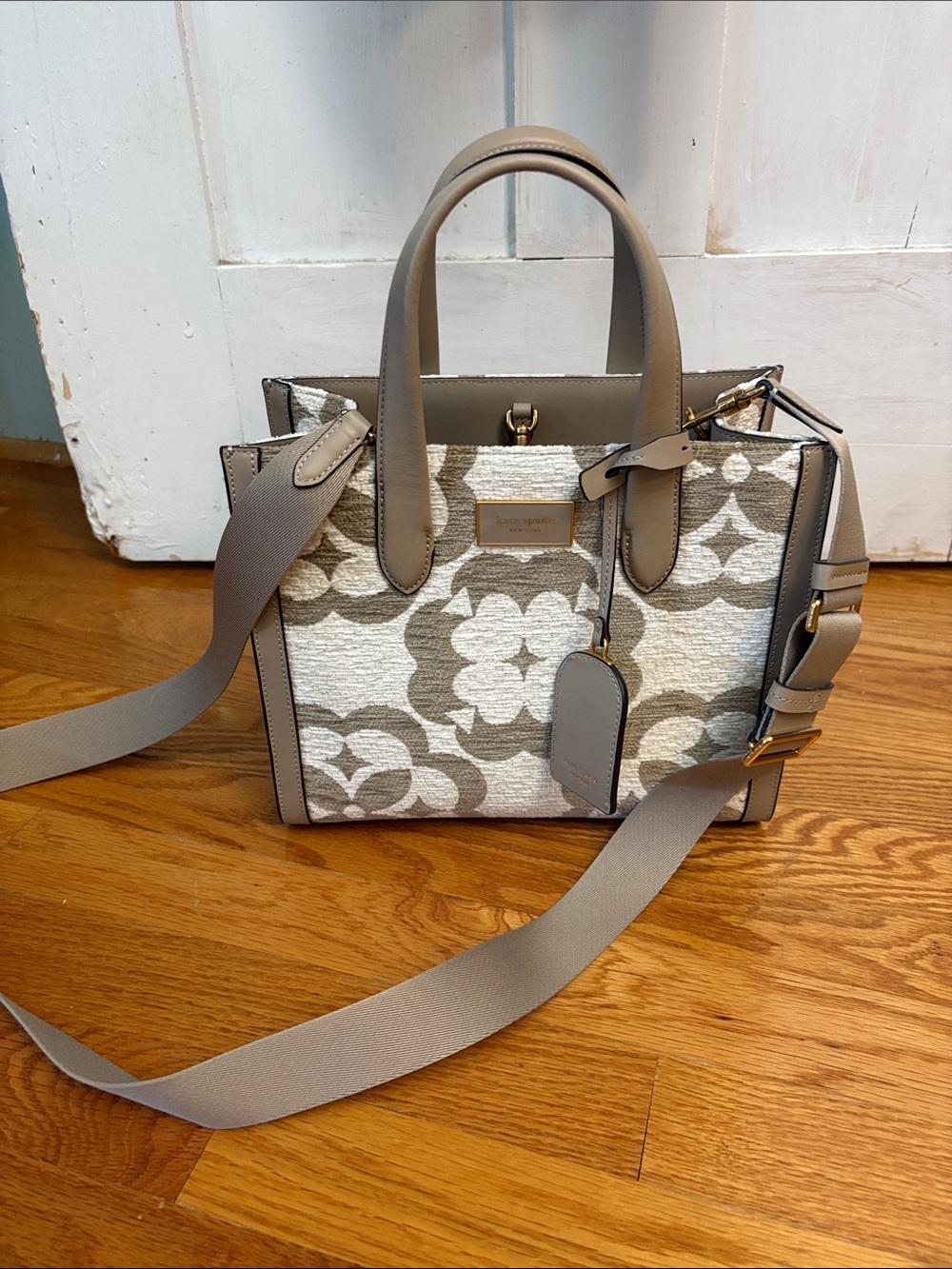 Kate Spade Flower Monogram Manhattan Chenille small tote